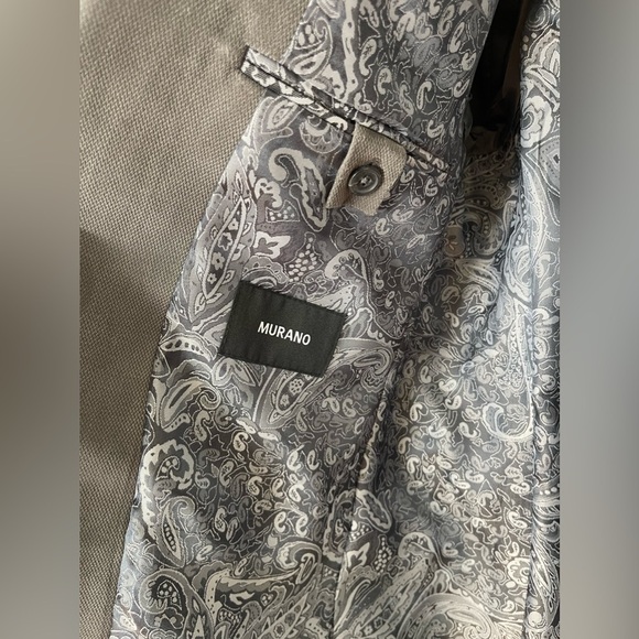 Murano Men's Wardrobe Essentials Classic-Fit
Twill Blazer gray Size M - Picture 5 of 14